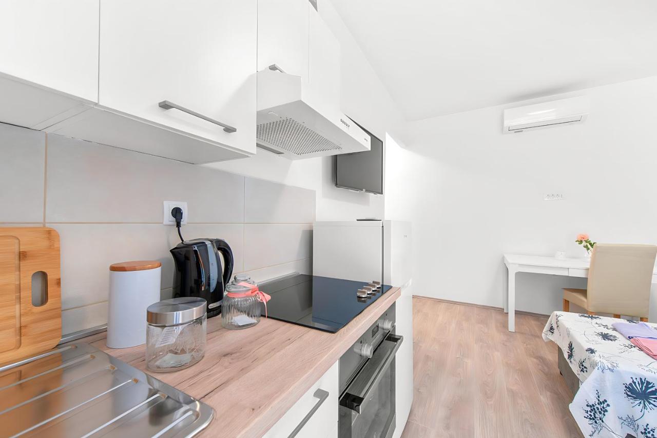 Pomerio Apartments Rijeka Luaran gambar