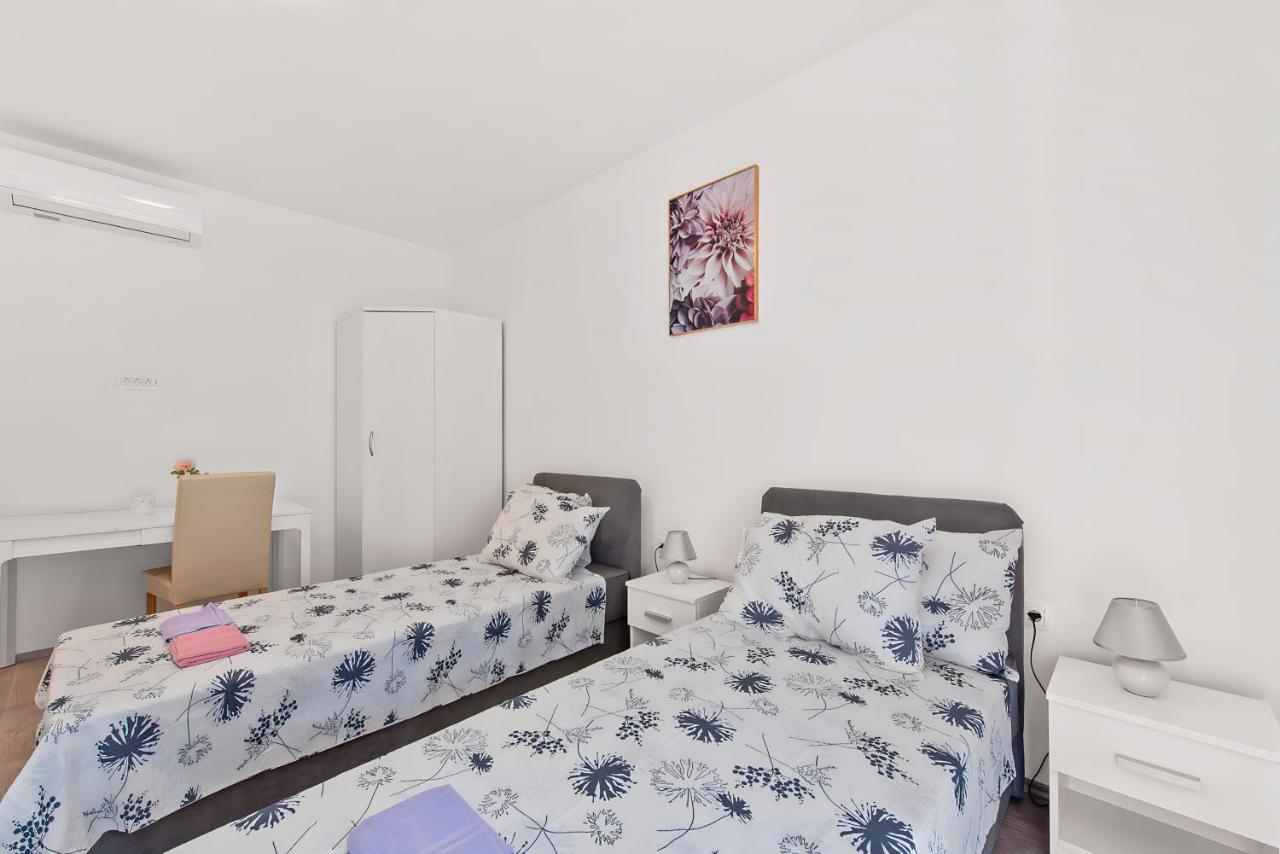 Pomerio Apartments Rijeka Luaran gambar